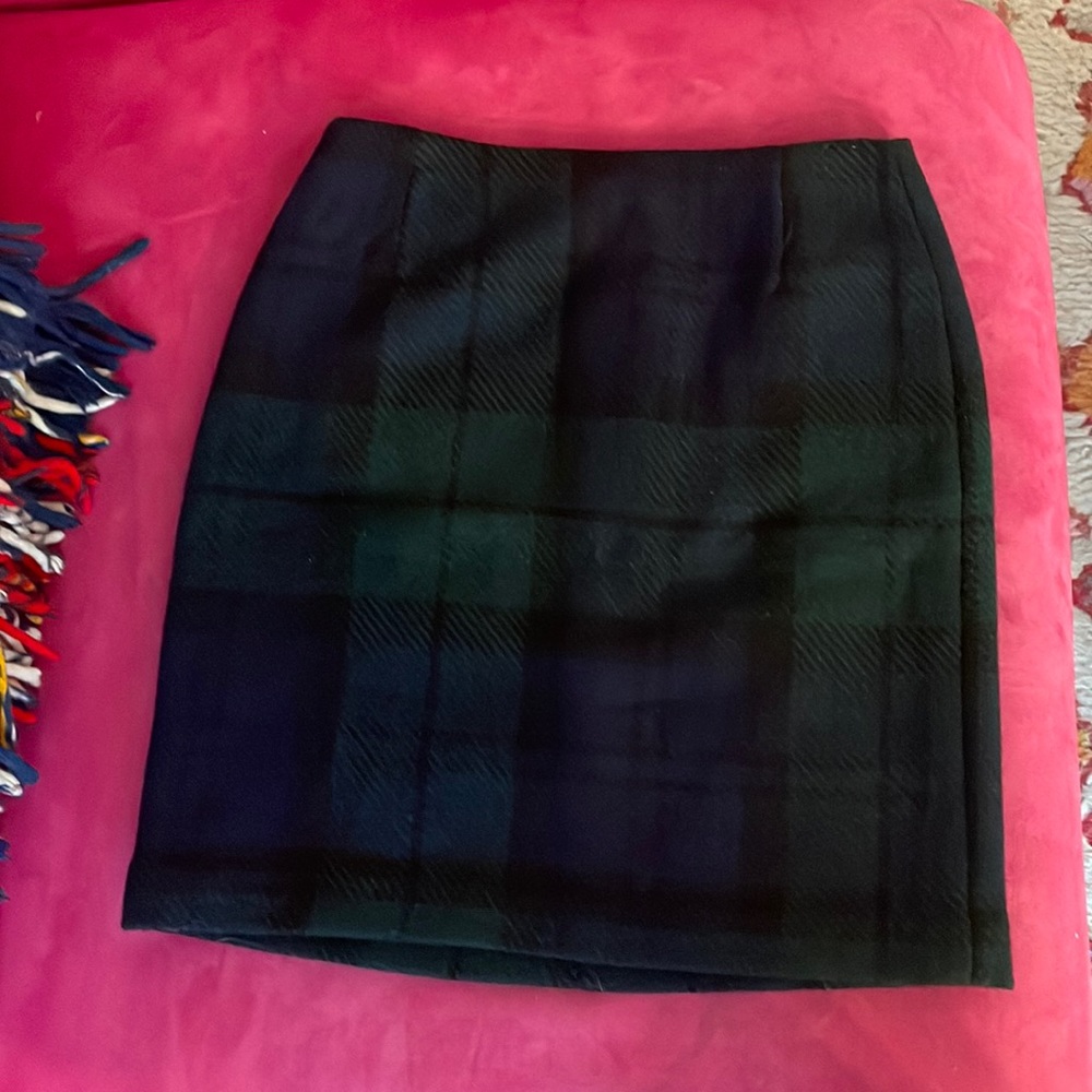 Vintage Eddie Bauer wool plaid skirt in navy and green